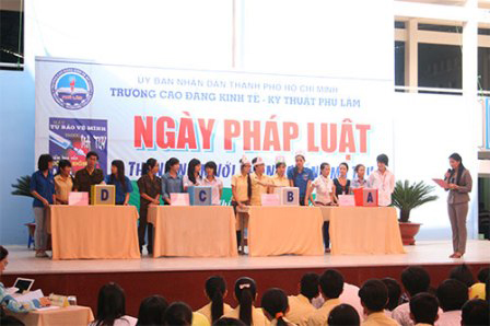 “ວັນກົດໝາຍແຫ່ງສາທາລະນະລັດສັງຄົມນິຍົມຫວຽດນາມ” ປີ 2013